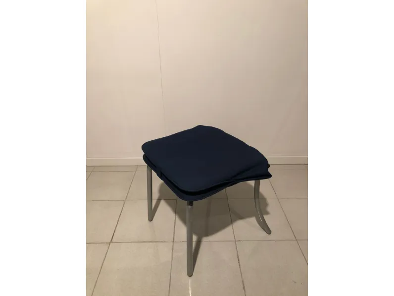 Scopri la sedia Open Modular senza braccioli a un prezzo scontato! Ottieni comfort e stile senza compromessi.