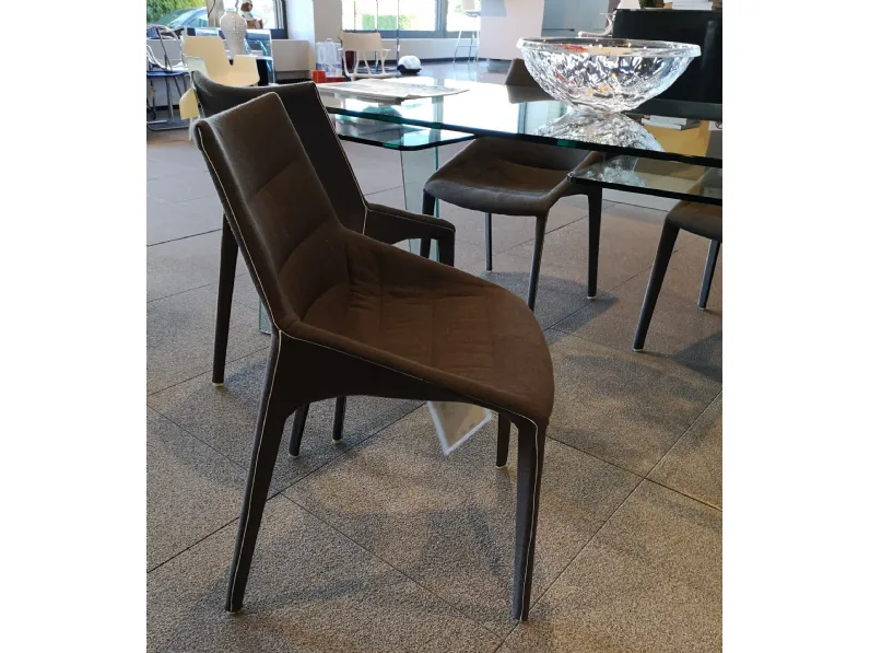 Sedia Outline Molteni & c con un ribasso vantaggioso