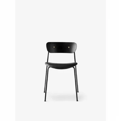 Sedia Pavilion da soggiorno realizzata in legno scontata del 25%