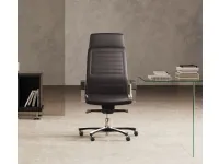 Sedia in pelle con schienale alto Neo chair in offerta
