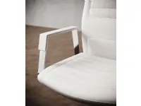 Sedia in pelle con schienale alto Neo chair in offerta