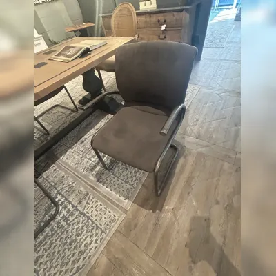 Sedia poltroncina Poltrona di Dialma brown in Offerta Outlet
