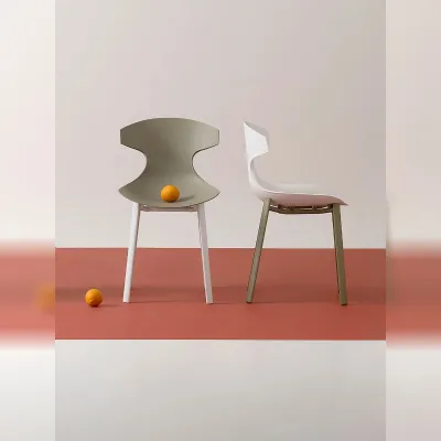 Sedia Pop da cucina realizzata in plastica scontata del 35%