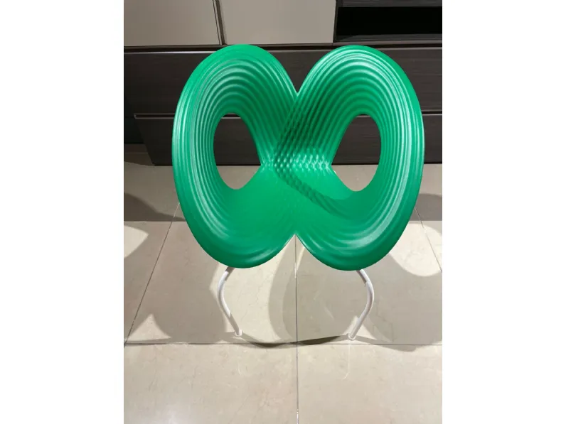 Sedia fissa Ripple di Moroso a prezzo scontato