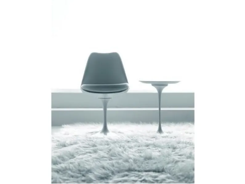 Sedia Saarinen made in italy da soggiorno realizzata in plastica scontata del 30%