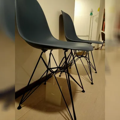 Sedia senza braccioli Eames plastic side chair vitra Artigianale a prezzo scontato