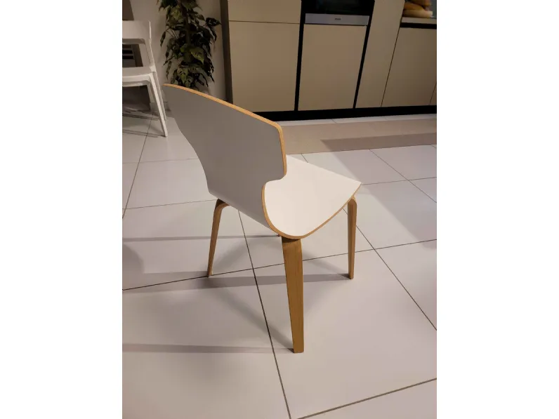 Sedia di Ozzio modello Hat da cucina in offerta -73%