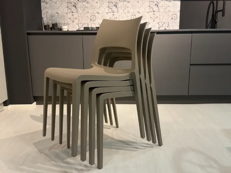 Sedia in plastica impilabile Set 4 sedie idole in offerta