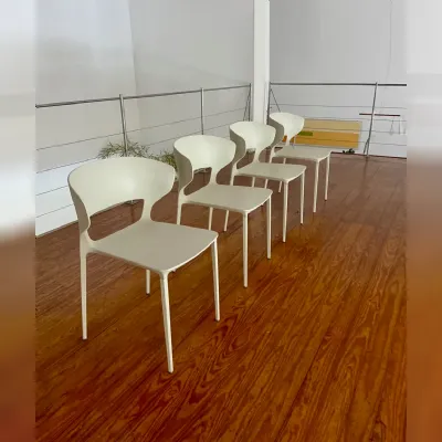 Sedia di Desalto modello Set 4 sedie koki 707 da soggiorno in offerta -24%