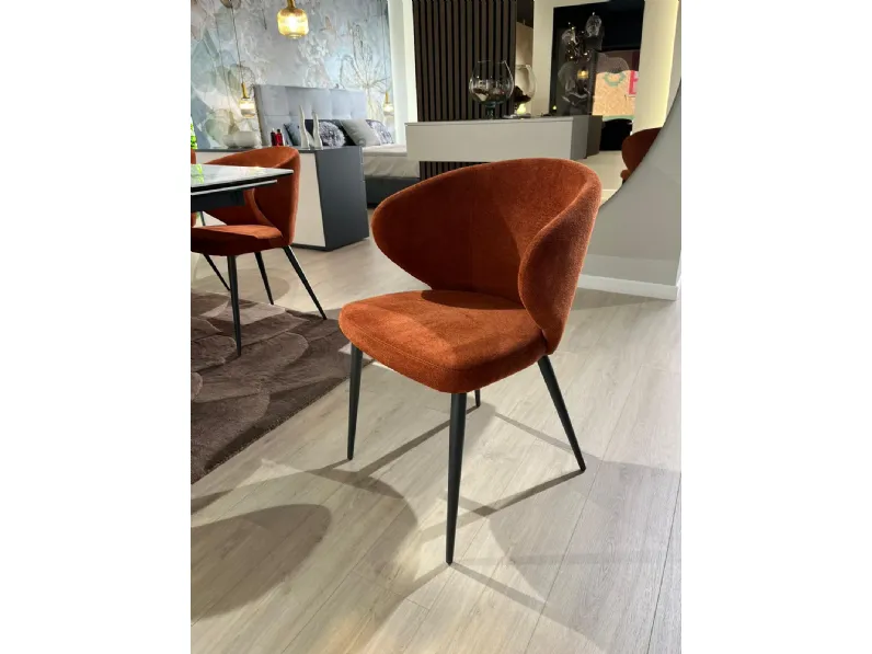 Sedia Vivian da cucina realizzata in tessuto scontata del 30%