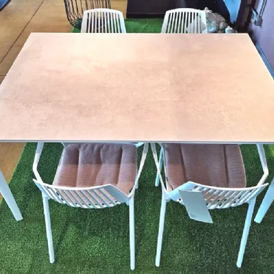 Set per l'esterno modello Set fast con tavolo allsize e sedie rion Artigianale SCONTATO