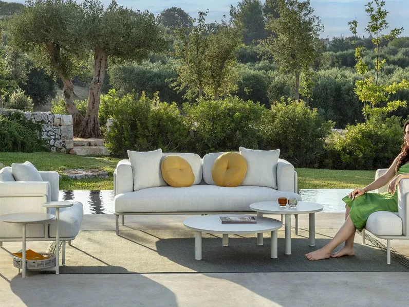 Set per l'esterno Set lisa con poltrone e tavolino a marchio Talenti a prezzo scontato