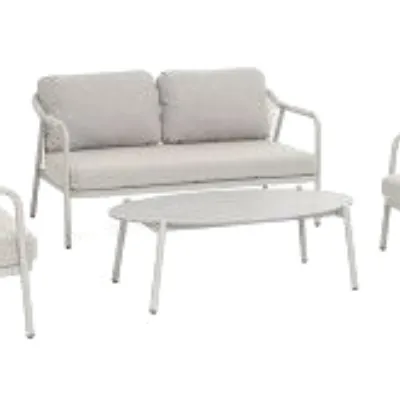 Set da giardino Miravet a marchio Bizzotto a prezzo ribassato