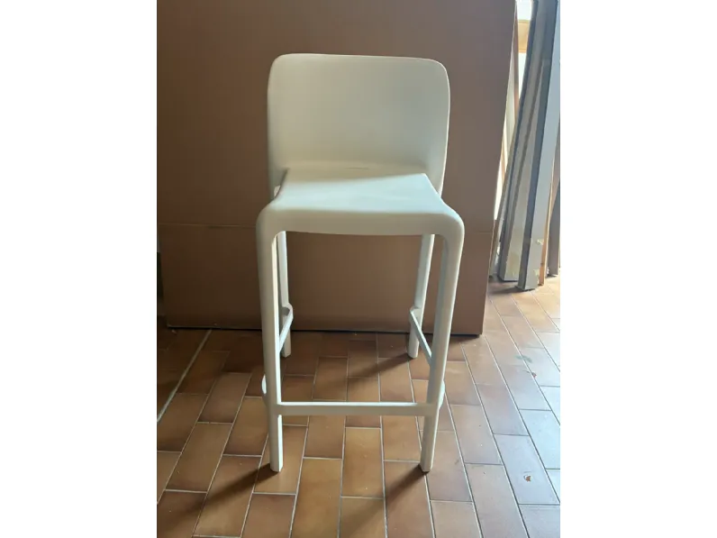 Sgabello Bayo Connubia a prezzo ribassato  approfittane ora!