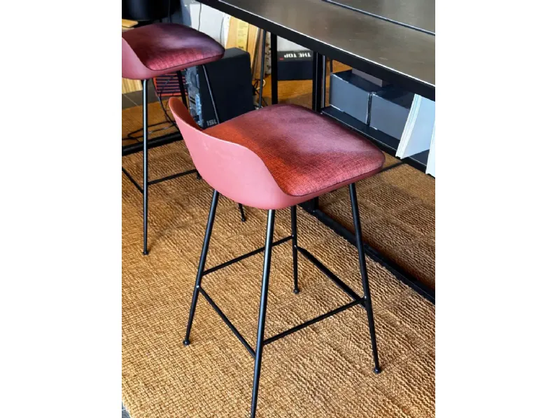 Sgabello con 4 gambe Sgabello rely con cuscino imbottito Collezione esclusiva con forte sconto