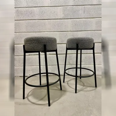 Sgabello da soggiorno Syd Stones a prezzo Outlet