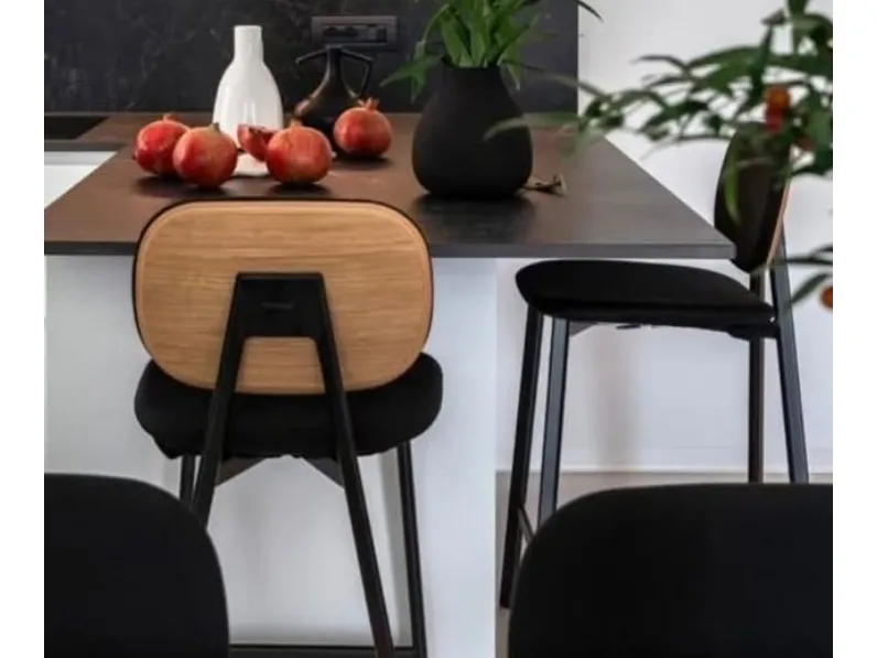 Sgabello con 4 gambe Tata semi-imbottito Pointhouse a prezzi convenienti