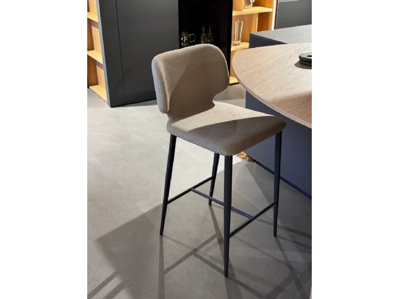 Sgabello con 4 gambe Wrap Midj a prezzi convenienti