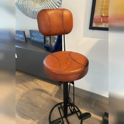 Sgabello con base centrale Bike Collezione esclusiva in offerta