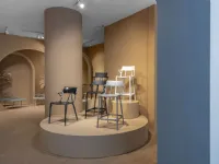 Sgabello A.i. stool recycled Kartell a prezzo scontato 