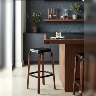 Sgabello Sgabello steelwood h.78 magis Magis con 4 gambe a prezzi scontati