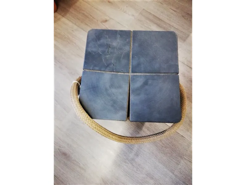 Sgabello impilabile Hug grigio  Elite to be a prezzo scontato