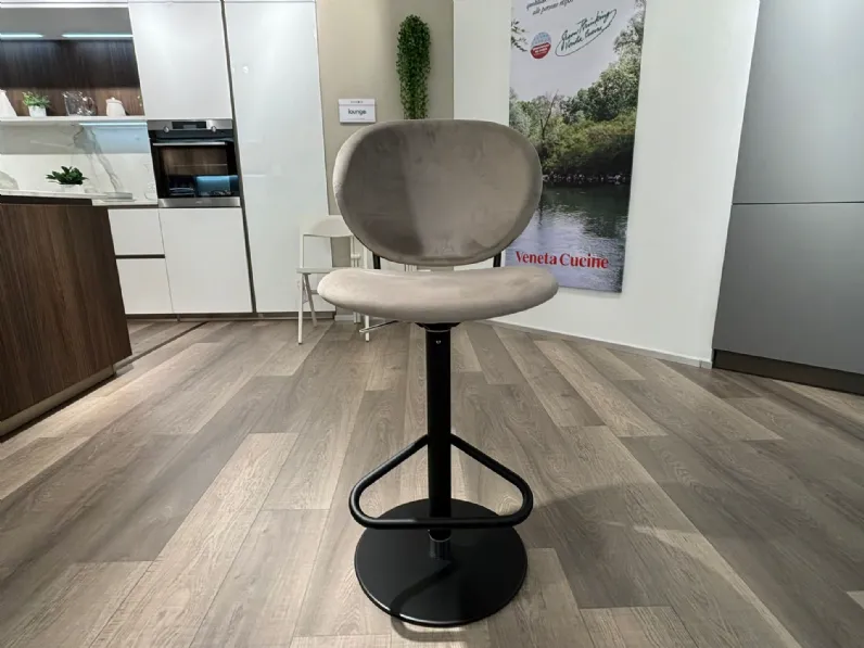 Sgabello Ines Calligaris a prezzo ribassato 