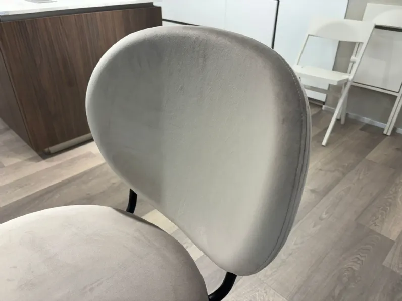 Sgabello Ines Calligaris a prezzo ribassato 
