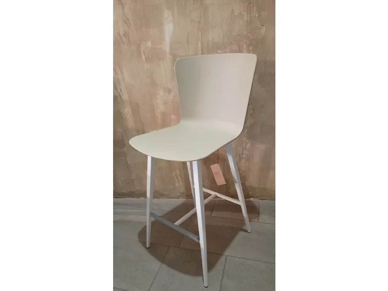 Sgabello modello Calla Midj SCONTATO a PREZZI OUTLET