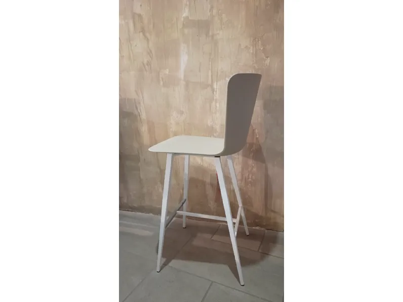 Sgabello Calla Midj con 4 gambe convenienti