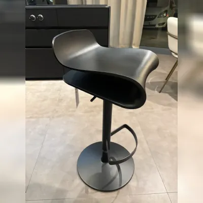 Sgabello con base centrale Sgabello kristalia bcn Kristalia a prezzi outlet