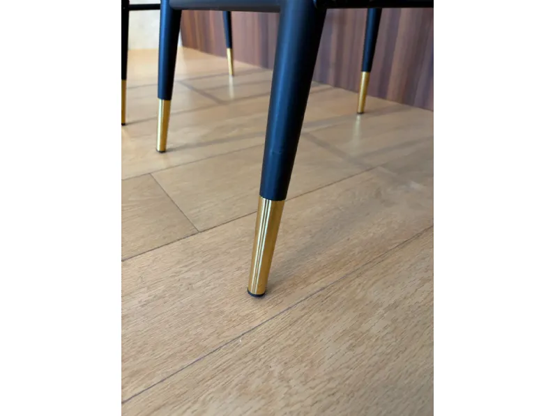 Sgabello con 4 gambe Opera La seggiola a prezzi outlet