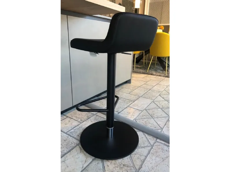 Sgabello Riley Calligaris a prezzo ribassato 