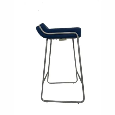 Sgabello Sgabello in tessuto for use per zanotta Zanotta a prezzo scontato 