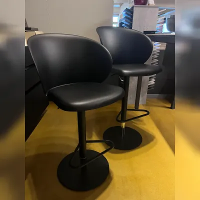 Sgabello Sgabelli tuka connubia calligaris  Calligaris a prezzo scontato 