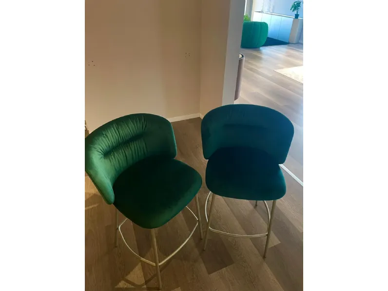 Sgabello sweel Calligaris a prezzo scontato 