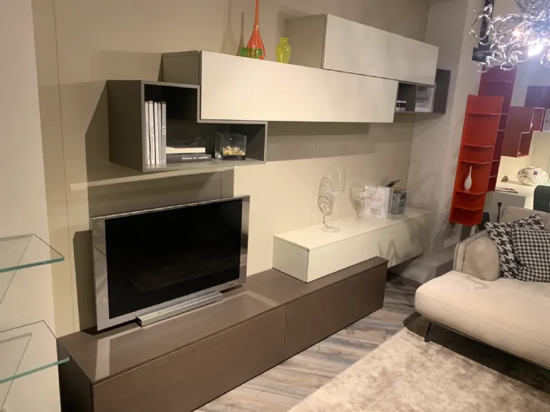 Composizione per la zona giorno modello Lampo di Sangiacomo in Offerta Outlet