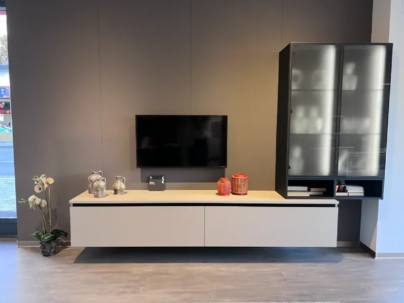 Soggiorno completo modello Mira di Scavolini a prezzo Outlet