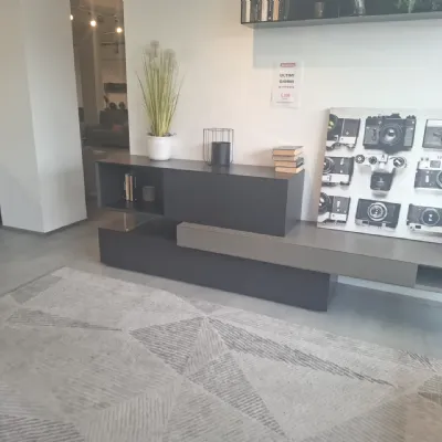 Soggiorno completo Mobile tv sangiacomo di Sangiacomo in stile design a prezzi outlet
