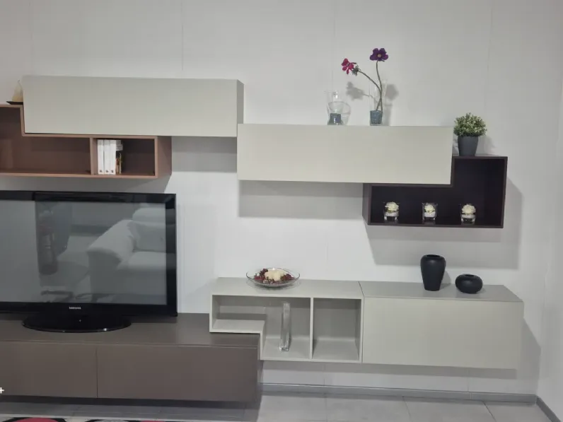 Soggiorno completo Lampo di Sangiacomo in stile moderno con forte sconto