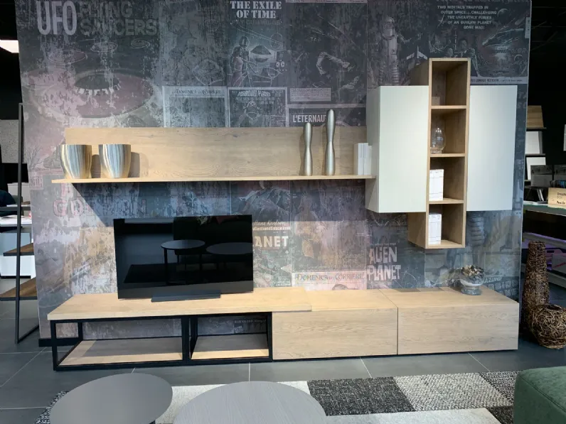 Soggiorno completo Soggiorno componibile fratelli mirandola unikawood di Fratelli mirandola in stile moderno a prezzi convenienti