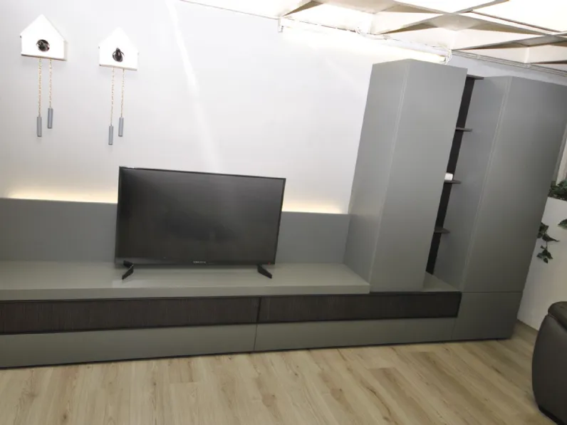 Soggiorno completo Square di Tomasella in laminato materico a prezzo scontato