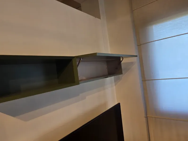 Soggiorno completo Soggiorno living sospeso   di Novamobili in legno a prezzo Outlet
