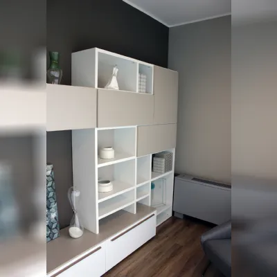 Libreria Colombini in laminato materico a prezzo scontato