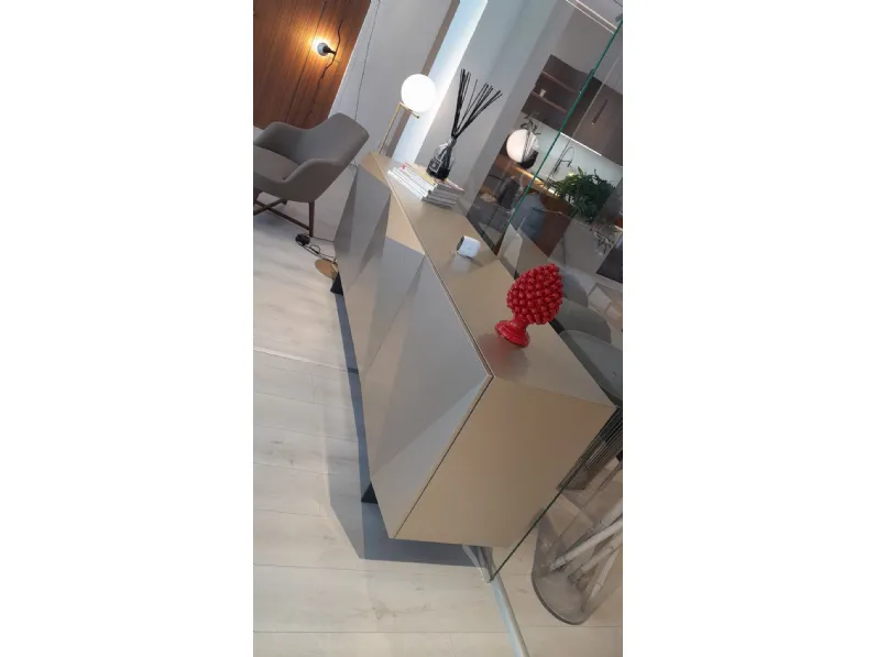 Madia Kayak di Cattelan italia in offerta