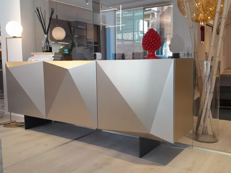 Madia Kayak di Cattelan italia in offerta