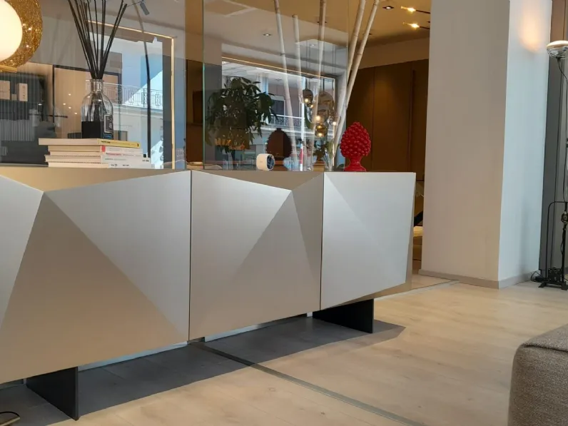 Madia Kayak di Cattelan italia in offerta