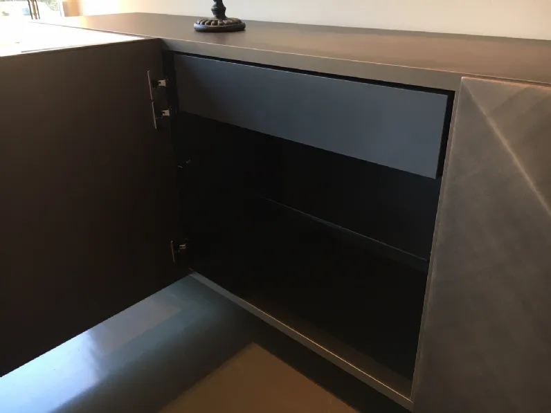 Madia in stile design Kayak di Cattelan italia a prezzo scontato