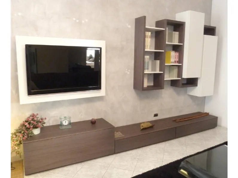 Parete attrezzata Skyline di Astor mobili in OFFERTA OUTLET