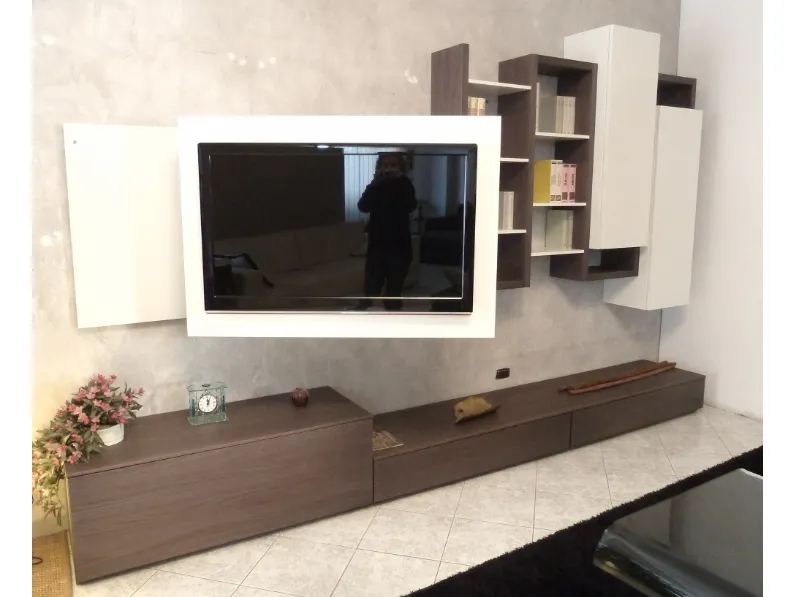 Parete attrezzata Skyline di Astor mobili in OFFERTA OUTLET